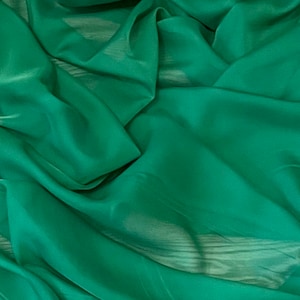 Emerald Green Cationic Chiffon Fabric 58&#39;&#39; PRICE PER METER