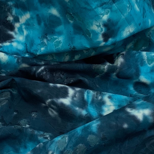 Tissu batik tie-dye bleu turquoise blanc 45 po. PRIX AU MÈTRE