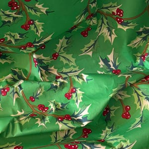 Green Multicoloured Mistletoe 100% Cotton Fabric 45&#39;&#39; PRICE PER METER