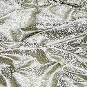 Tejido Brocado Chino Floral Blanco Oliva 45&#39;&#39; PRECIO POR METRO