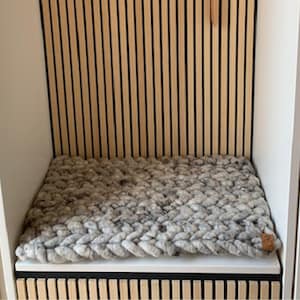 Bench cushion made of organic sheep&#39;s wool in a mesh design, seat cushion, high-quality felted, extra comfortable, upholstery, also available in custom size, natural color LIGHT GRAY