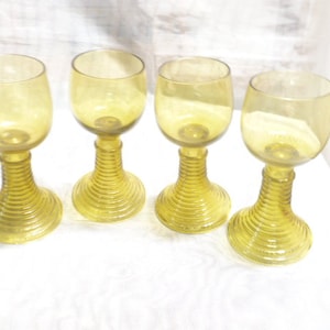 Forest glass amber colored 4 Roman-shaped wine glasses historicism - Art Nouveau around 1890 from my display case! H: 14.5 cm