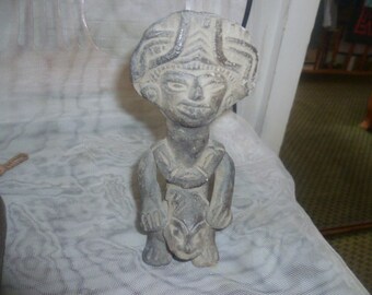Rare terracotta image of the Zapotec culture of Mexico, antique around 1880-1900
