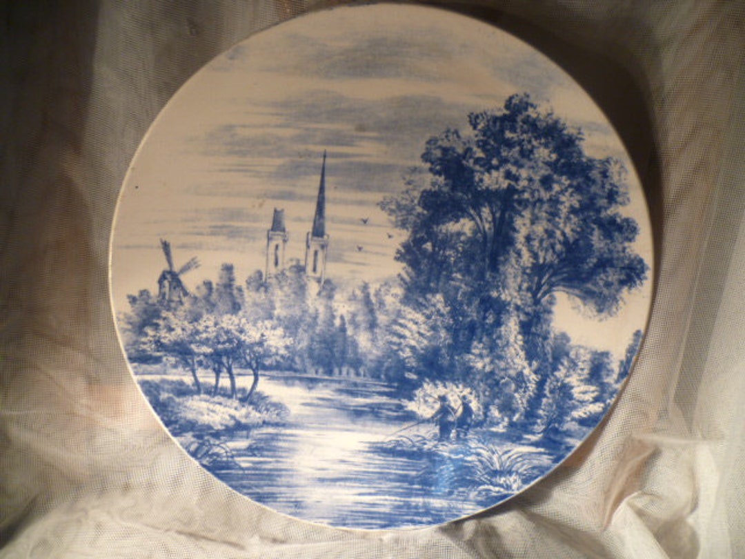 Villeroy & Boch ホーロー容器【中古】 Villeroy & Boch Wall Plate, Dutch Fishing Scene, Catfish Catching