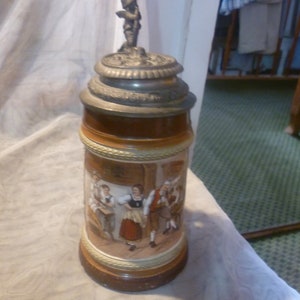 Chope à bière de chasseur ou d&#39;alpiniste historicisme vers 1880 Merkelbach