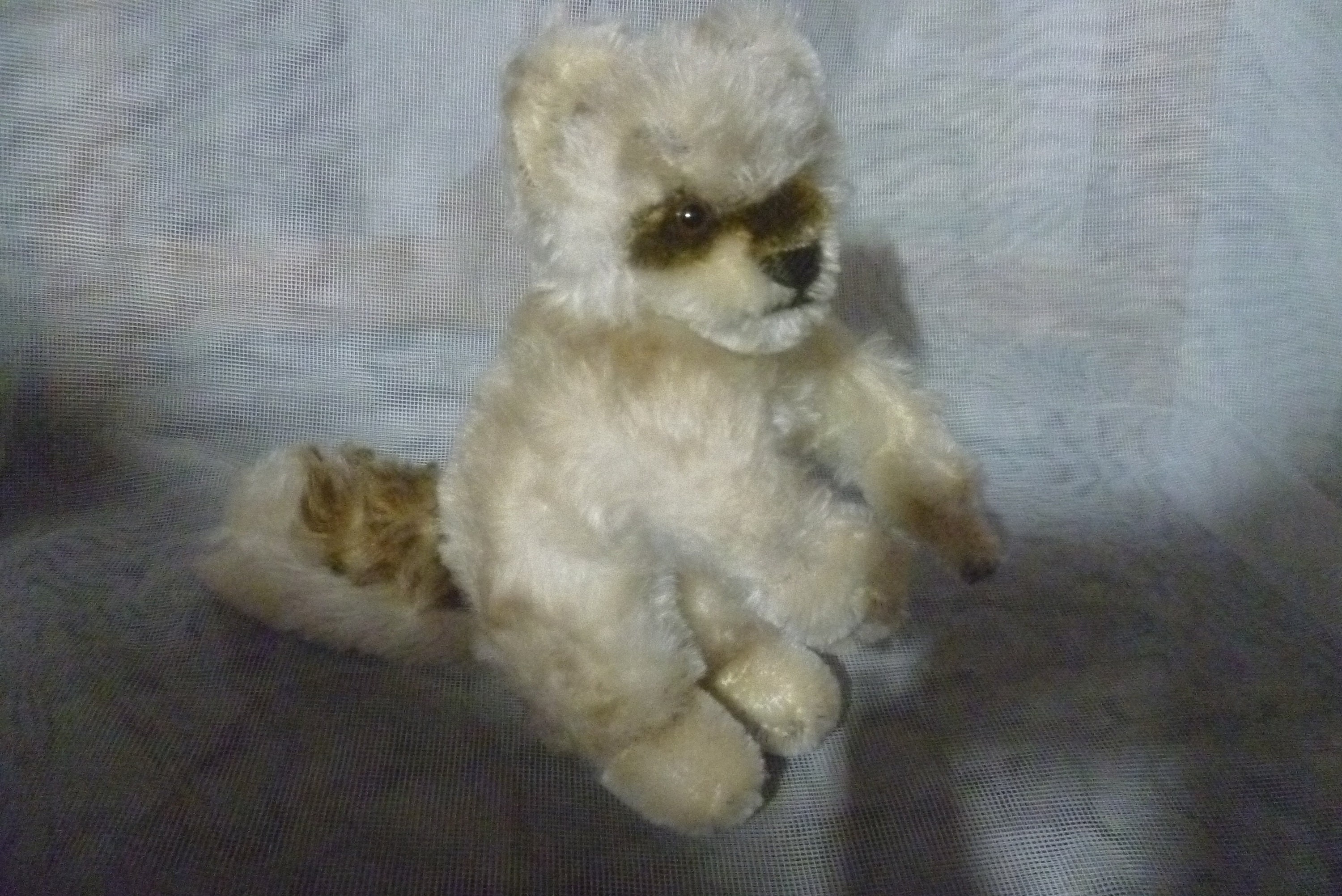 Steiff raccoon hotsell