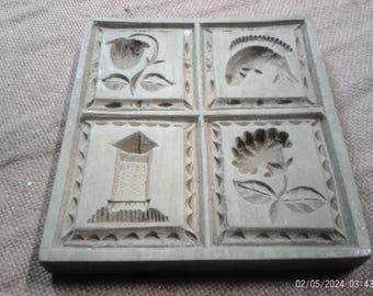 Biedermeier, 4 panels, circa 1870, cherry tree, 9.5 cm x 10.5 cm. Provenance: Gauss Bakery, Bretten, Baden-Württemberg. Shipping: 5 euros.