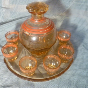 Ferdinand von Poschinger Art Deco rosalin colors glass set German around 1930