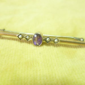 Investment Gold 375 Aquamarine 4 small river pearls bar brooch probably France or England Art Nouveau around 1890 -1910