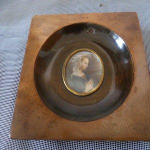 Miniature signée Mayer à l&#39;E de Marie-Madeleine d&#39;après Léonard de Vinci. vers 1860 Dimensions : 11,5 cm x 10 cm