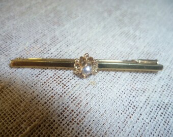 Money Investment:Gold 585Bar brooch with 1 diamond 0.25c Old cut Art Decoration around 1930-40