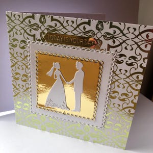 Biglietto di auguri per il giorno delle nozze Inserto personalizzato Anniversario San Valentino Romanticismo Amore amico biglietto 6 x 6 pollici Oro lucido e bianco Sposo e sposa