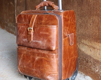 leather overnighter trolley