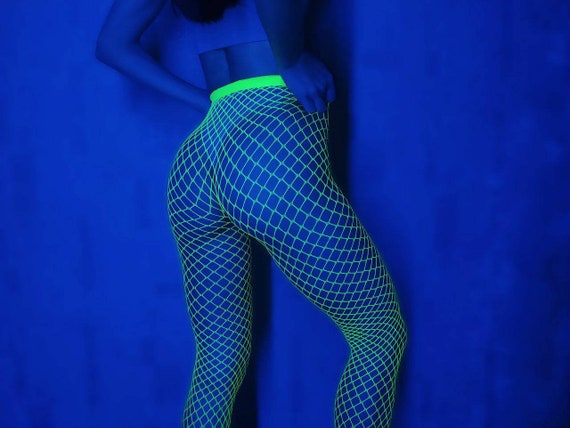 Fluorescent fishnet stockings Clearance