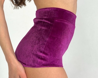 Conjuntos rave: Shorts de terciopelo de talle alto para pole dance, festivales y roller derby.
