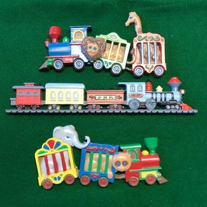 YE—Home Interiors 3 pc Train wall decor