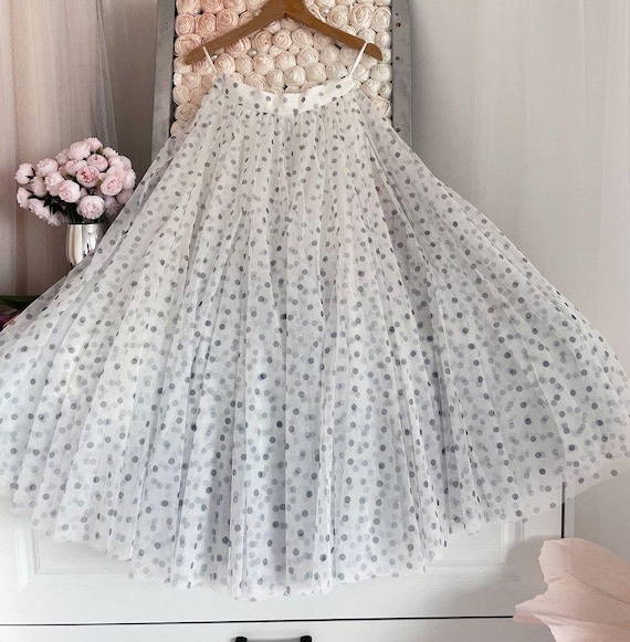 未使用♡Herlipto Layered DotTulle Long Skirt herlipto Layered Dot Tulle Long Skirt layered dot tulle long skirt