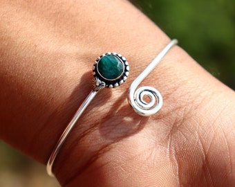 Natural Emerald swirl bangle | Ethnic bangle | Sterling silver emerald bangle | Designer bangle | Minimalist bangle for love | Gift for mom