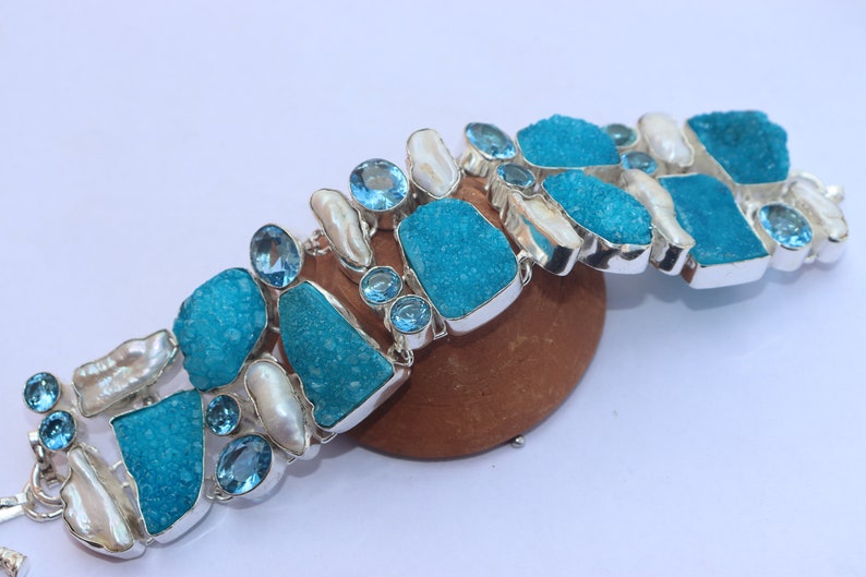 Beautiful Duji,blue topaz and Pearl stone handmade silver plated bracelet
