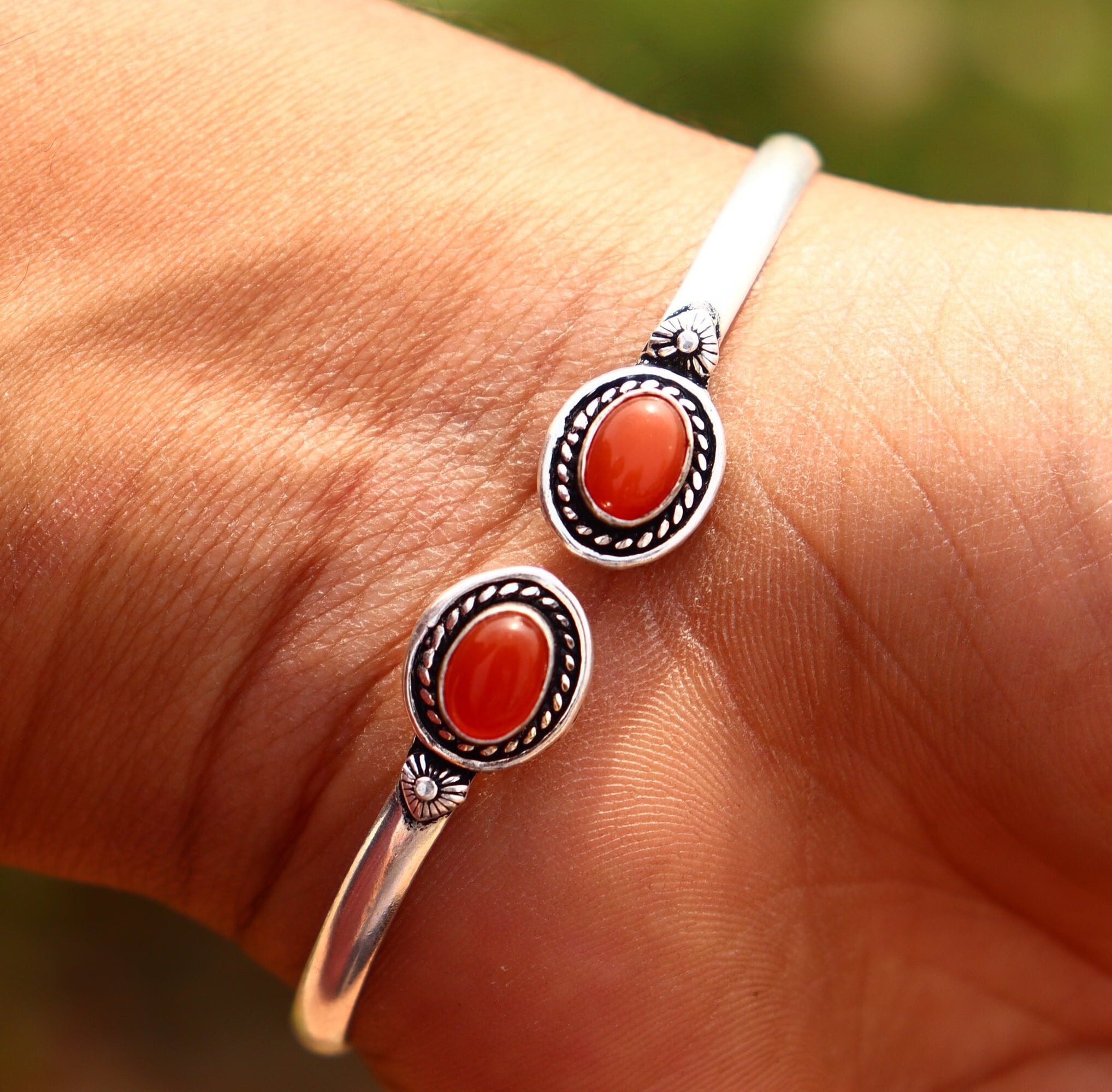 ターコイズストーンバングル：925スターリングシルバー製調節可能な