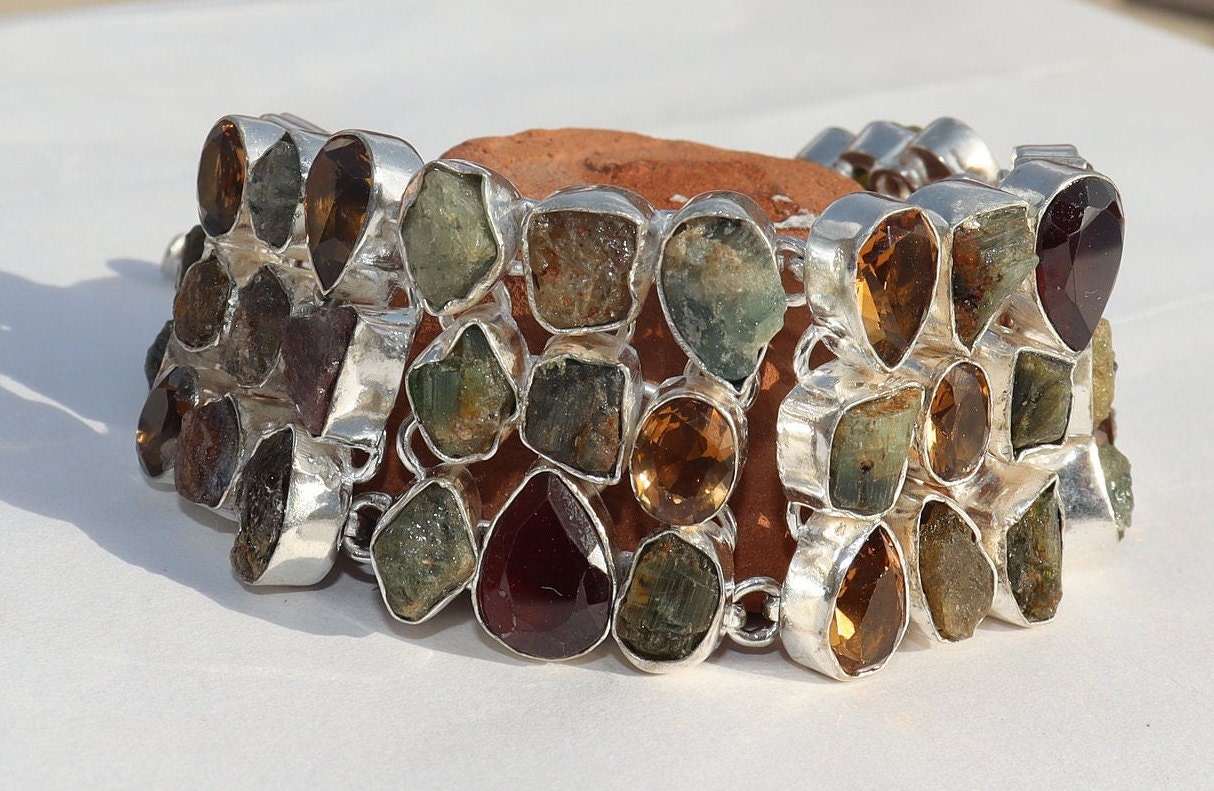 ハンドメイドのシルバーメッキブレスレット：天然タンザナイト