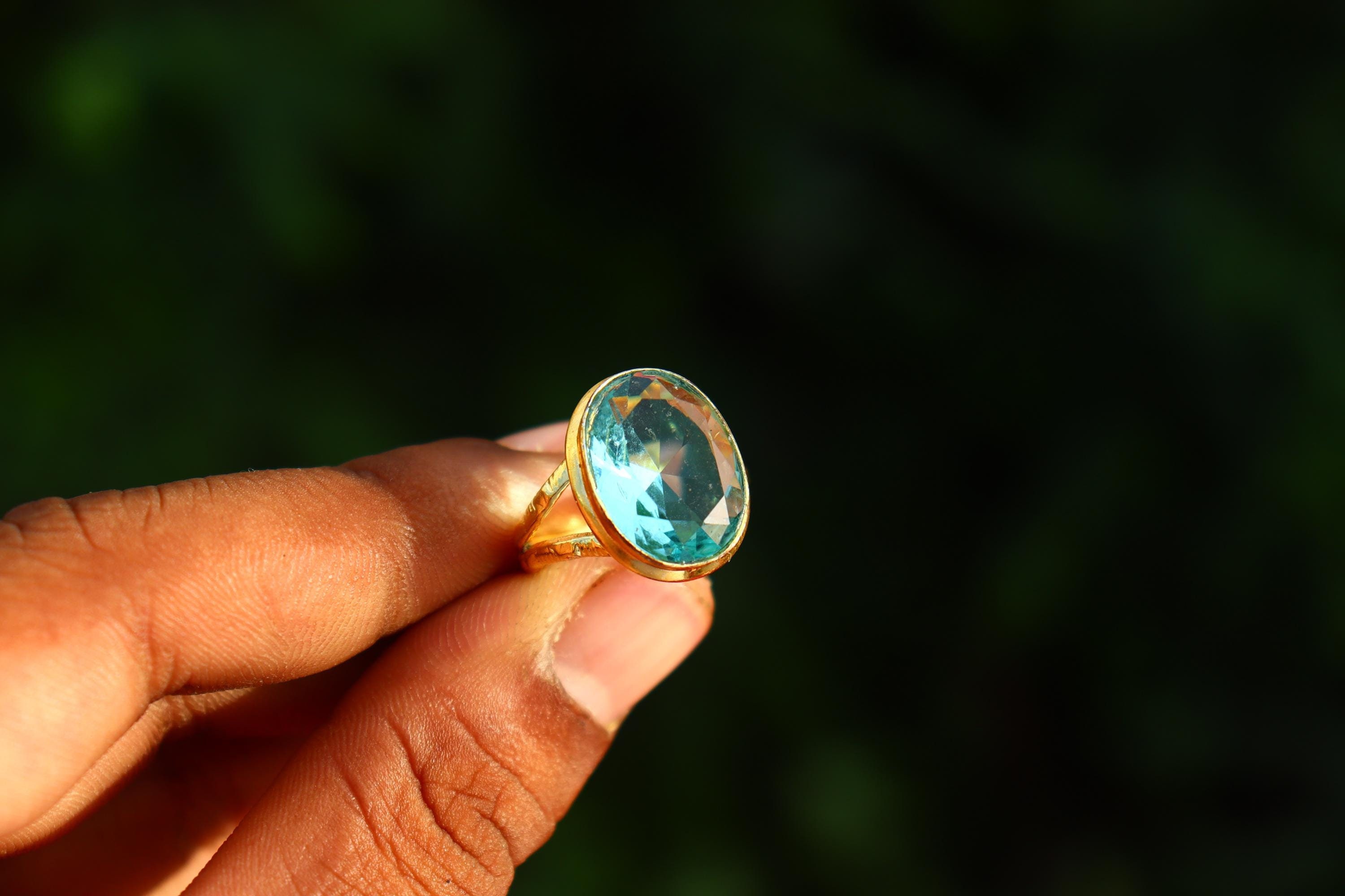 Bague Ancienne En Or 18 Carats - 2 Grammes - Sertie D'une Pierre Bleue Et D'une Perle - Occasion