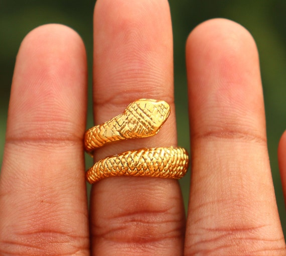 Dzinetrendz Brass Gold plated spiral snake design finger ring Brass Gold  Plated Ring Price in India - Buy Dzinetrendz Brass Gold plated spiral snake  design finger ring Brass Gold Plated Ring Online