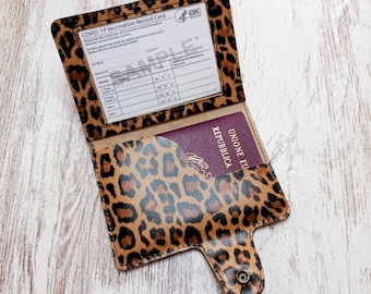 ArtistMixWay Funny Animal Print Travel Wallet Document Organizer Bag Passport Holder