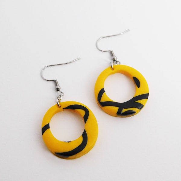 Black & Yellow earrings, polymer clay earrings, light weight.