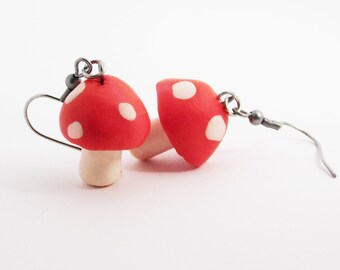 Polymer clay mushroom earrings, cute maushroom earrings.