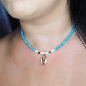 Cowrie shell necklace, cowrie shell choker, gemstone necklace