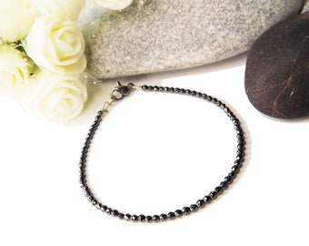 Black hematite bracelet, beaded bracelet, minimal bracelet.