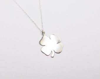 Collier de trèfle, collier porte-bonheur, collier à quatre feuilles, collier en argent