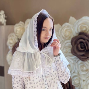 White Mass veil, Infinity ivory veil Mantilla, Chapel Veils decorated with lace, Veils for church, Christmas gift, Birthday gift for mom