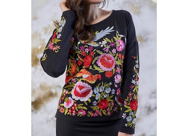 Women&#39;s Floral Embroidered Sweatshirt, Christmas Grandma Sweater, Romanian blouse, Long Sleeve Blouse with Bird Embroidery, Jumper, Pullover