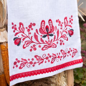 Ukrainian embroidered wedding rushnyk, Wedding rushnyk, Embroidered linen towel, Slavic embroidery, Ethnic icon decor, Wedding gift
