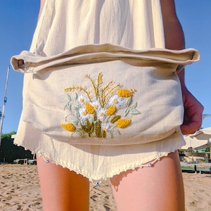 Foldover bag, Linen crossbody bag, Hobo bag purse, Boho bag, Embroidered bag with zipper, Handmade bag, Floral embroidery, Christmas gift