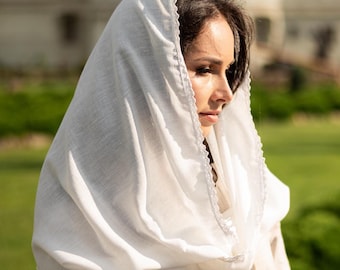 Linen Christian head covering, Lace church veil, Orthodox mantilla veil for mass, White lace church veil, Religious headscarf for church