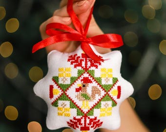 Fabric christmas ornament, Embroidered christmas decoration, Woodland animal embroidery, Vintage Christmas star ornament in ukrainian style