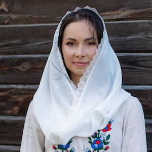 Ivory mantilla veil for mass, Infinity veil for church, Floral lace veil, Religious head covering, Traditional catholic mantilla for church