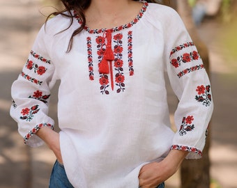 Ukrainian Vyshyvanka linen blouse with red & black floral embroidery on 3/4 sleeves, Linen white blouse in boho style, Romanian blouse