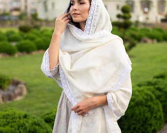 Ivory linen catholic head scarf with lace, Women’s church mantilla veil, Modest christian head covering, Linen catholic head covering