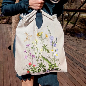 Botanical shoulder bag, Linen boho bag, Embroidered bag, Hippie Boho bag, Floral bag, Christmas gift, Flower beach bag, Summer tote bag