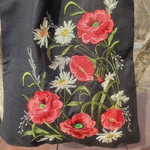 Daisy flower tote bag, Poppy tote bag, Large tote bag, Floral bag, Embroidered bag, Bag with embroidery, Gift for her, Summer linen bag