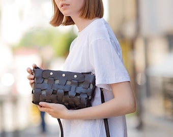 Black woven leather bag, Woven crossbody leather bags for women, Small leather purse, Woven crossbody bag, Gift for her, 9 COLORS