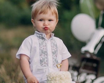 Baby boy Ukrainian Vyshyvanka shirt, Newborn cotton shirt, Baby embroidered boho shirt, Newborn one year outfit, Embroidery baby shirt