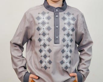 Gray Ukrainian boys embroidered shirt, Linen traditional Vyshyvanka with Geometric pattern, Slavic shirt for boy, Kids Ukrainian shirt