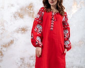 Rote Leinen Tunika, lose Midi Kleid, Blumen Kleid, verziert Kleid, Leinen Kaftan, mexikanische Tunika, Vyshyvanka Kleid, Boho Tunika, bulgarisch, bestickt