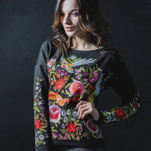 S-4XL,Embroidered floral Sweatshirt for Women,Bird embroidery,Ukrainian Sweatshirt,Flowers,Sweater,Jumper,Plus size,Long sleeve,Gift for her