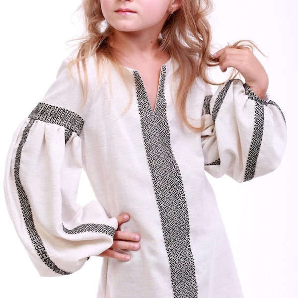 Robe ukrainienne pour enfant Vyshyvanka, robe ukrainienne pour fille, robe en coton pour enfant, robe brodée, cadeau pour fille, robe ukrainienne pour petite fille